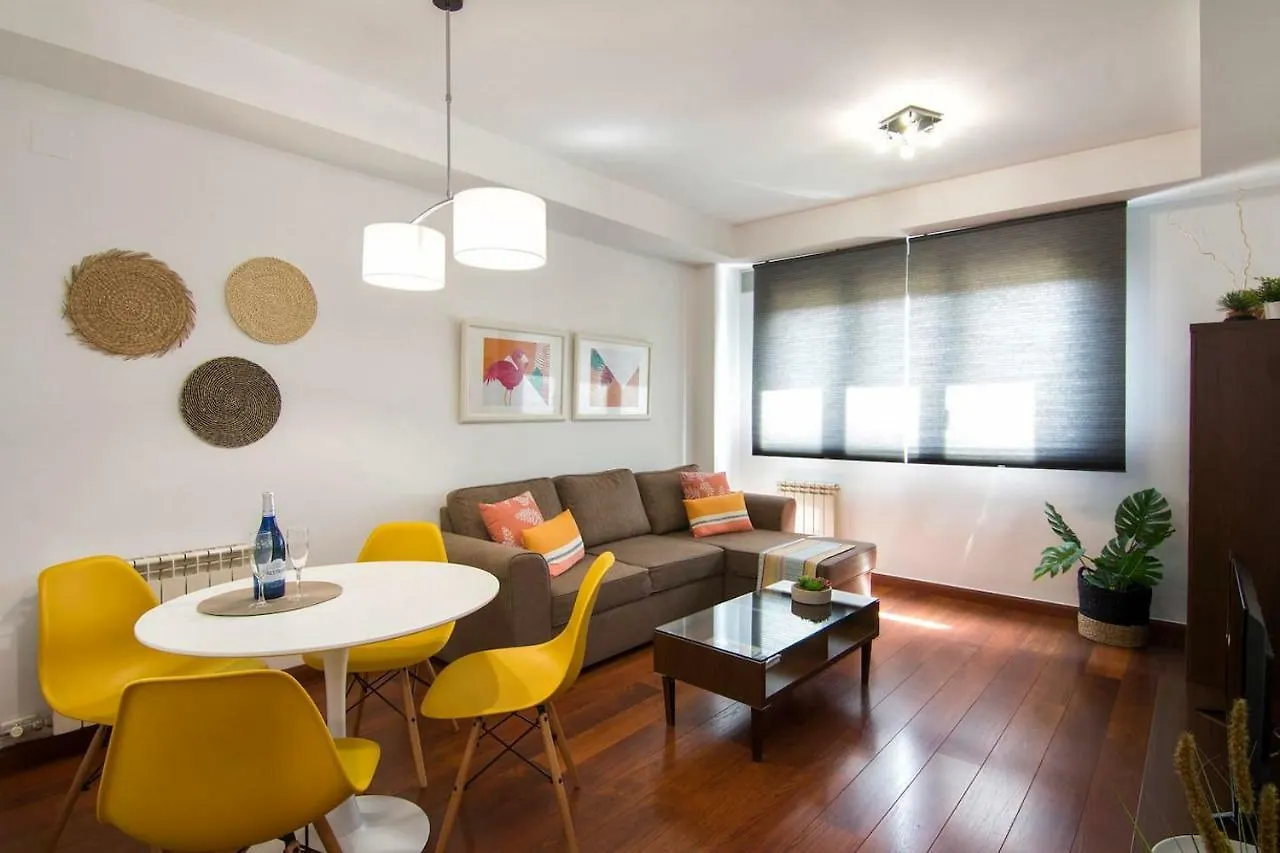 Apartamento Forum-Ciencias Con Piscina, Gym & Parking contacts