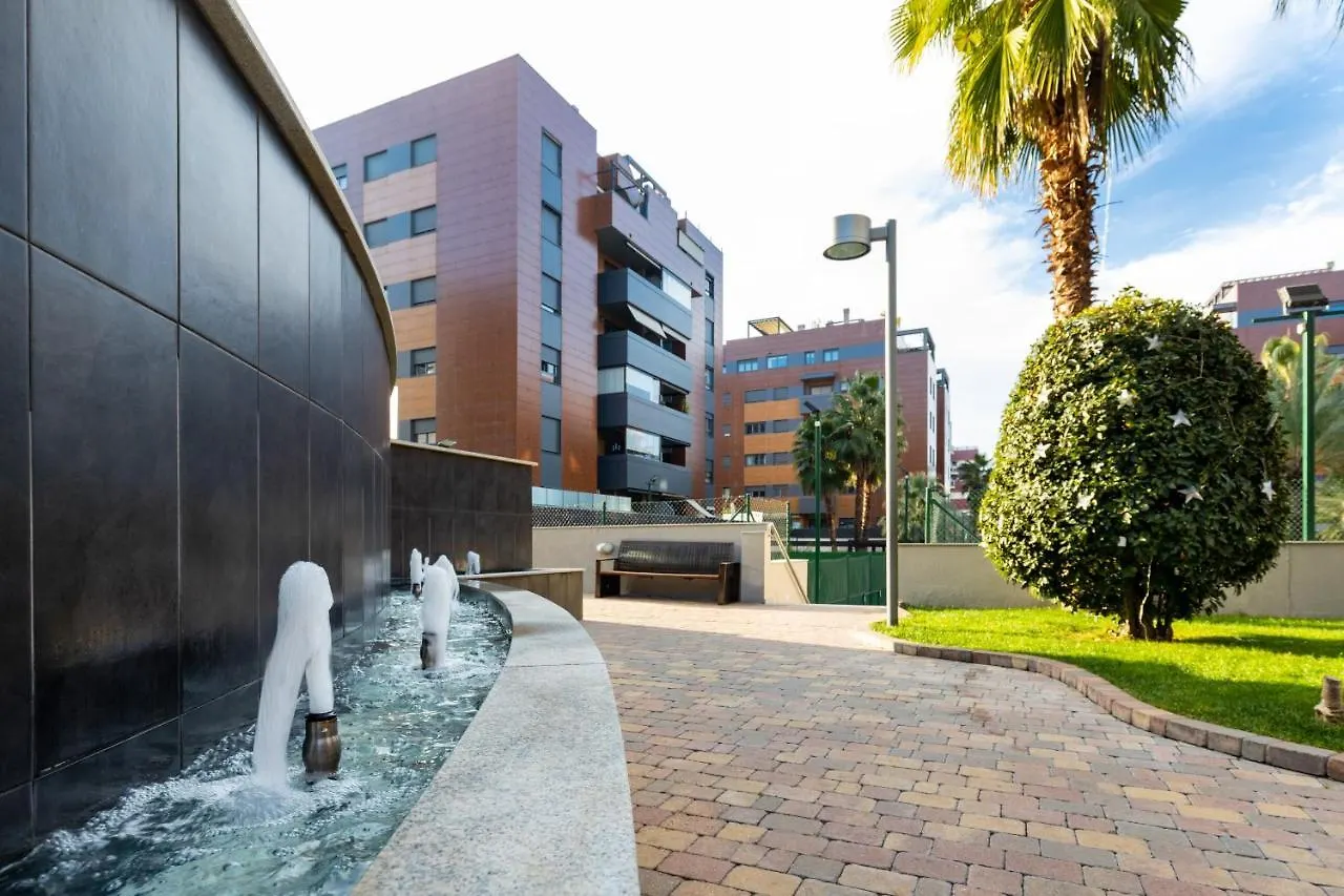APARTAMENTO CRIS I ,Piscina-Gym&Parking, parque de las ciencias Granada